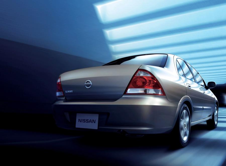  Nissan Sunny 2006 года  (фото 2 из 3)